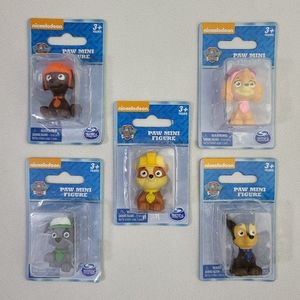 (5) Nickelodeon Paw Patrol Mini Figures